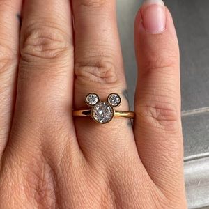 Vintage disney parks Mickey ring